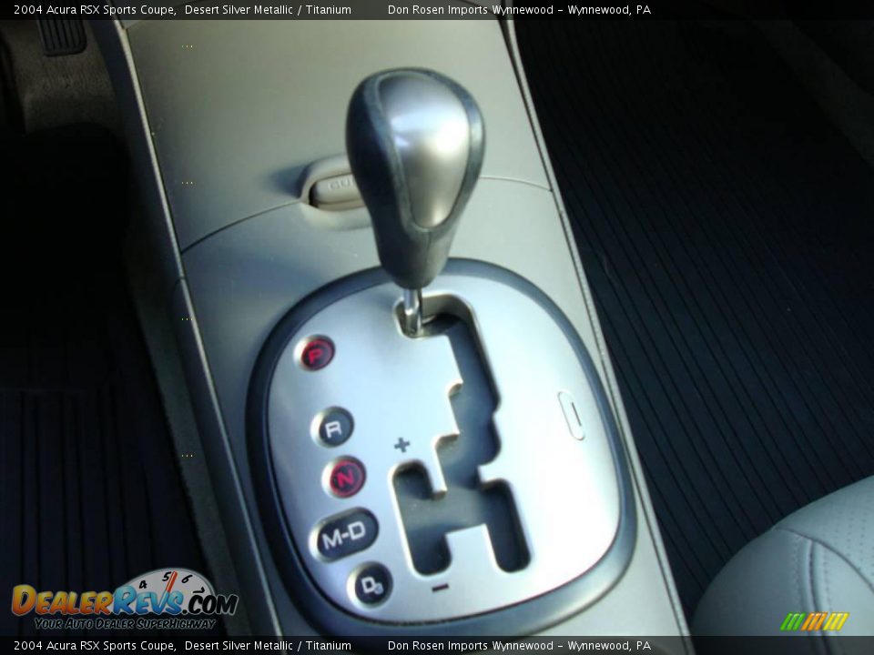 2004 Acura RSX Sports Coupe Desert Silver Metallic / Titanium Photo #36