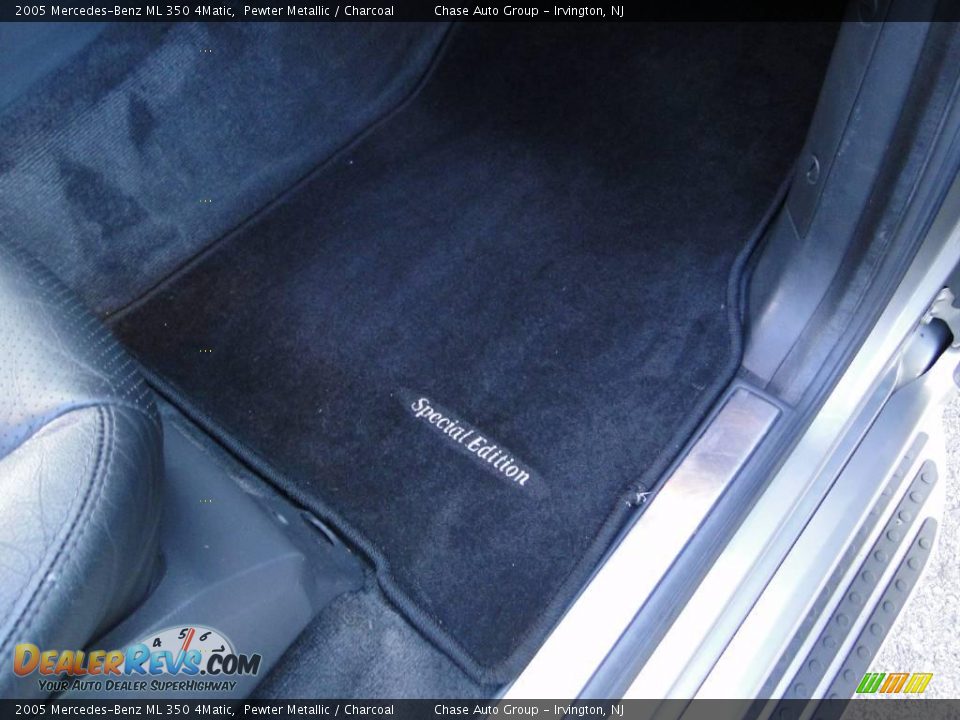 2005 Mercedes-Benz ML 350 4Matic Pewter Metallic / Charcoal Photo #26