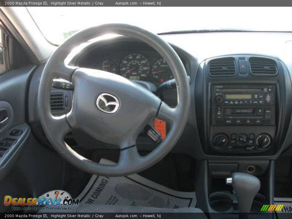 2000 Mazda Protege ES Highlight Silver Metallic / Gray Photo #11