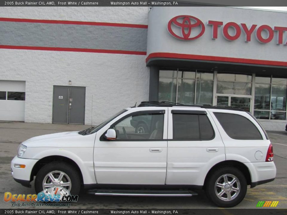 2005 Buick Rainier CXL AWD Frost White / Cashmere Photo #2