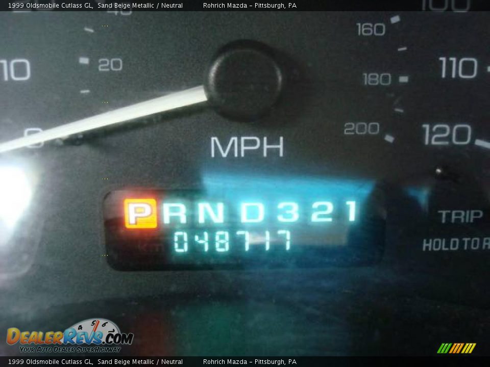 1999 Oldsmobile Cutlass GL Sand Beige Metallic / Neutral Photo #20