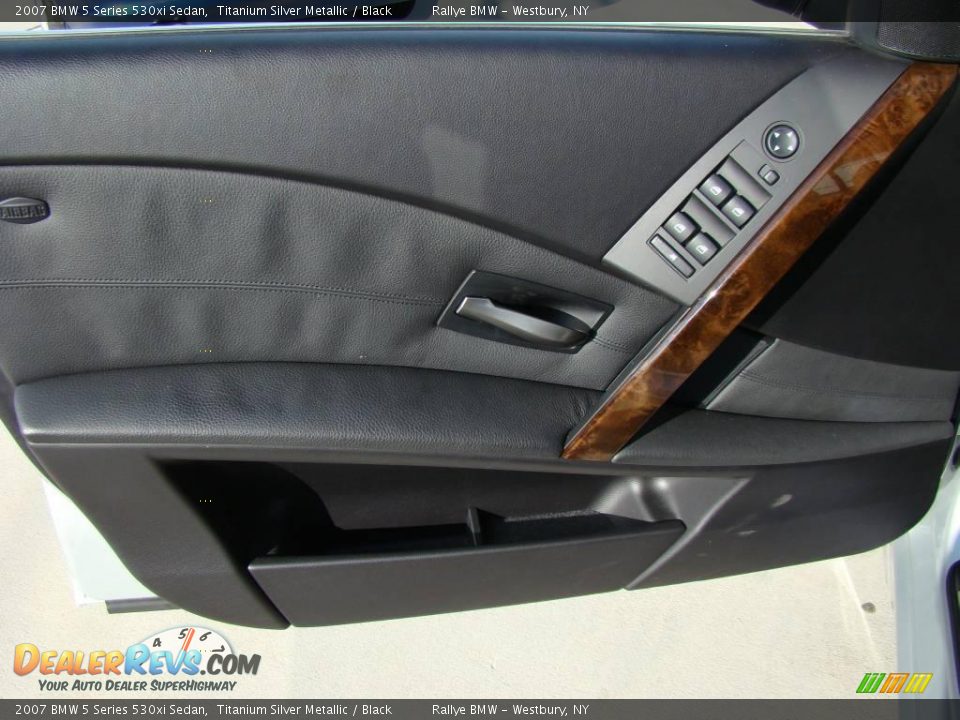 2007 BMW 5 Series 530xi Sedan Titanium Silver Metallic / Black Photo #7