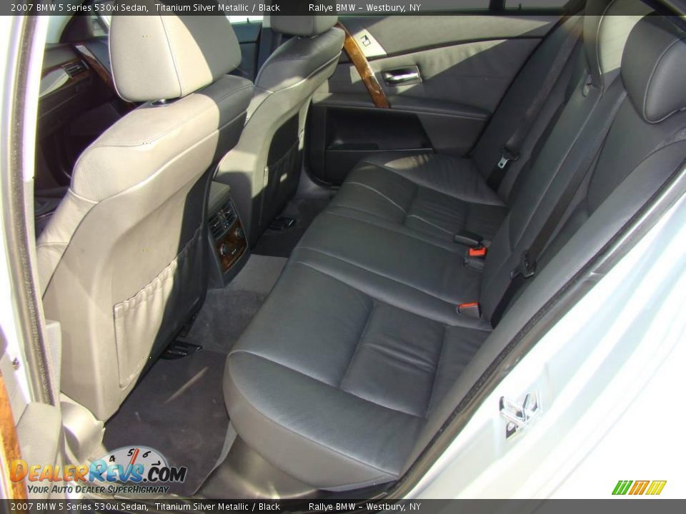 2007 BMW 5 Series 530xi Sedan Titanium Silver Metallic / Black Photo #11