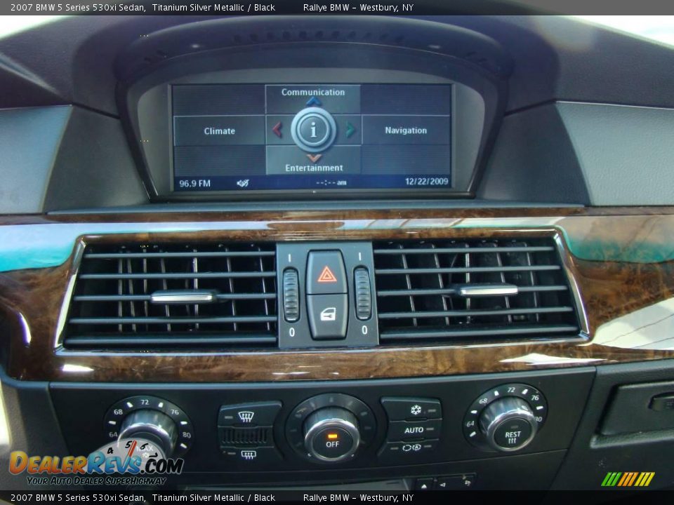 2007 BMW 5 Series 530xi Sedan Titanium Silver Metallic / Black Photo #13