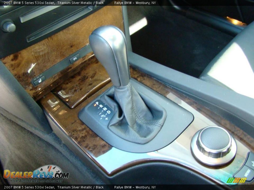 2007 BMW 5 Series 530xi Sedan Titanium Silver Metallic / Black Photo #14