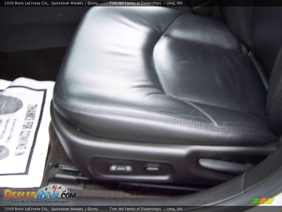 2009 Buick LaCrosse CXL Quicksilver Metallic / Ebony Photo #11