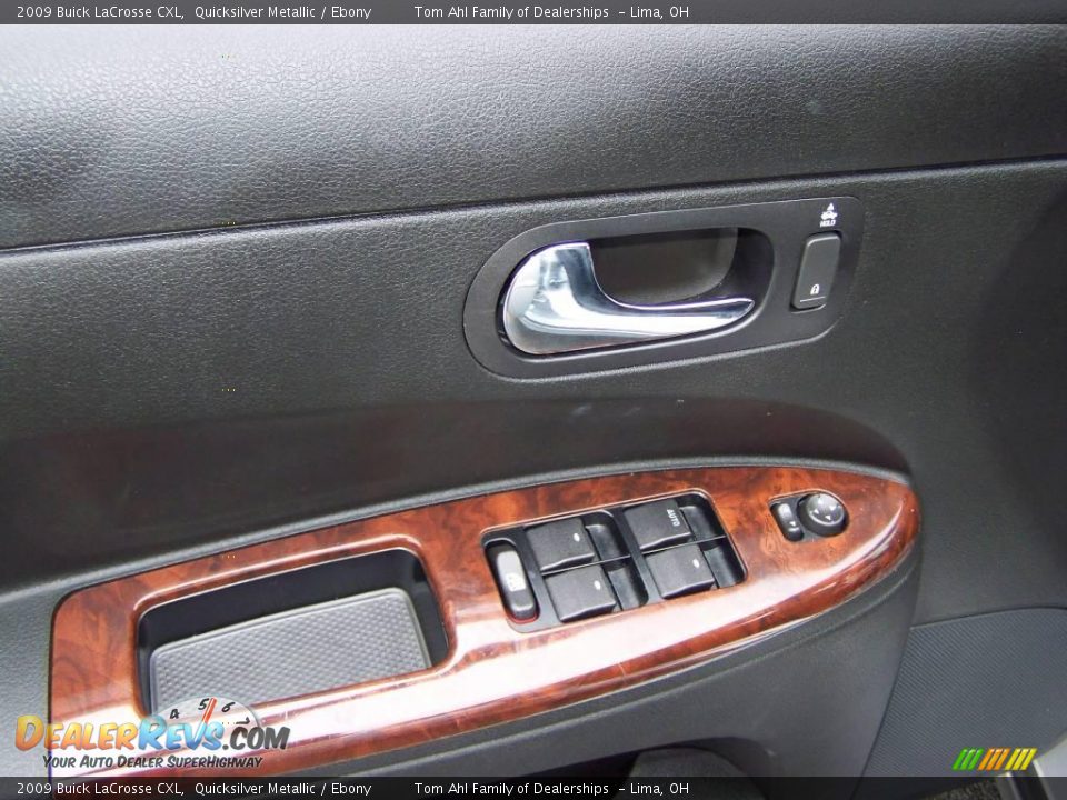 2009 Buick LaCrosse CXL Quicksilver Metallic / Ebony Photo #12