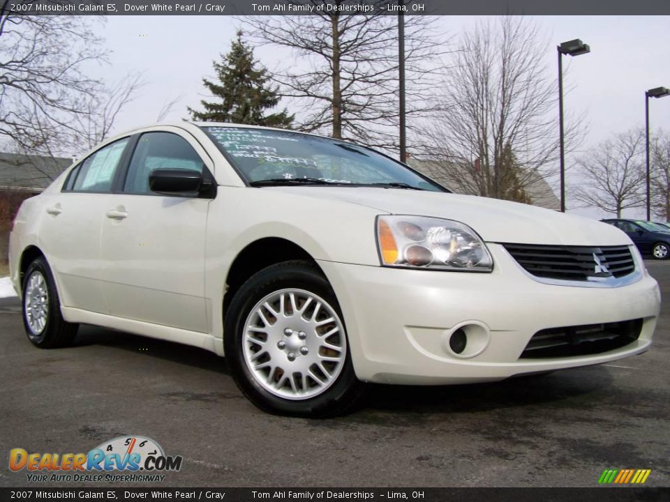 2007 Mitsubishi Galant ES Dover White Pearl / Gray Photo #1