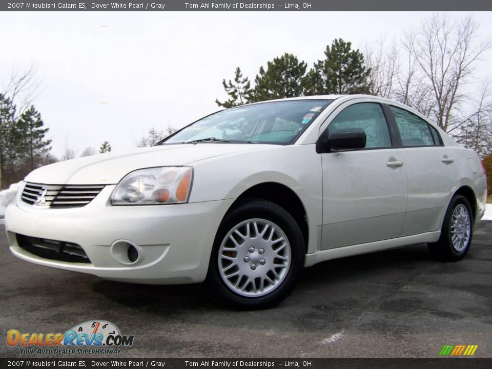 2007 Mitsubishi Galant ES Dover White Pearl / Gray Photo #4