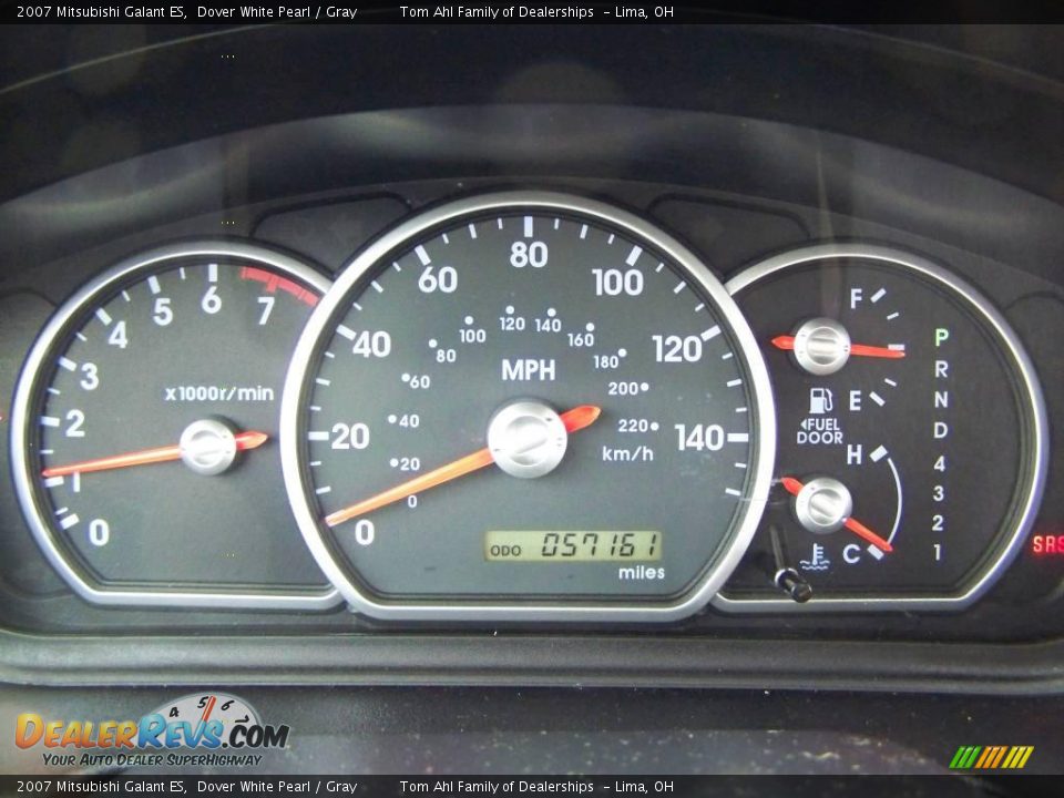 2007 Mitsubishi Galant ES Dover White Pearl / Gray Photo #15