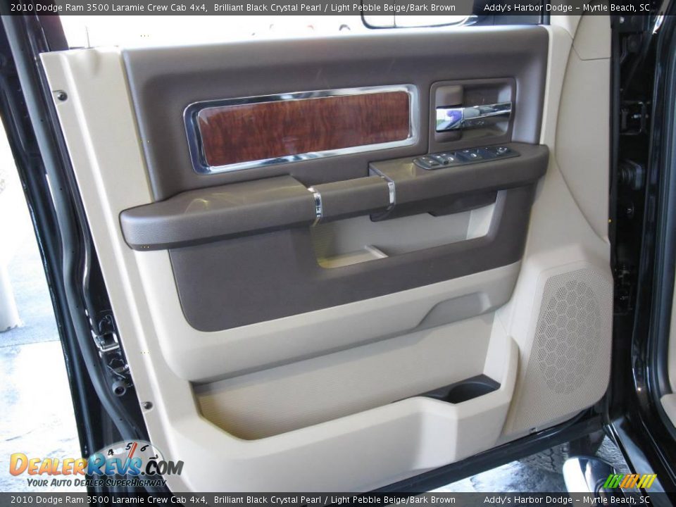 2010 Dodge Ram 3500 Laramie Crew Cab 4x4 Brilliant Black Crystal Pearl / Light Pebble Beige/Bark Brown Photo #18