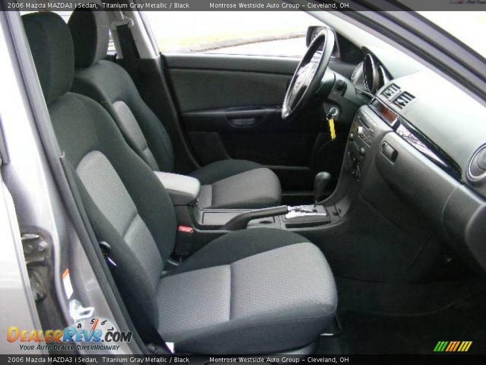 2006 Mazda MAZDA3 i Sedan Titanium Gray Metallic / Black Photo #13