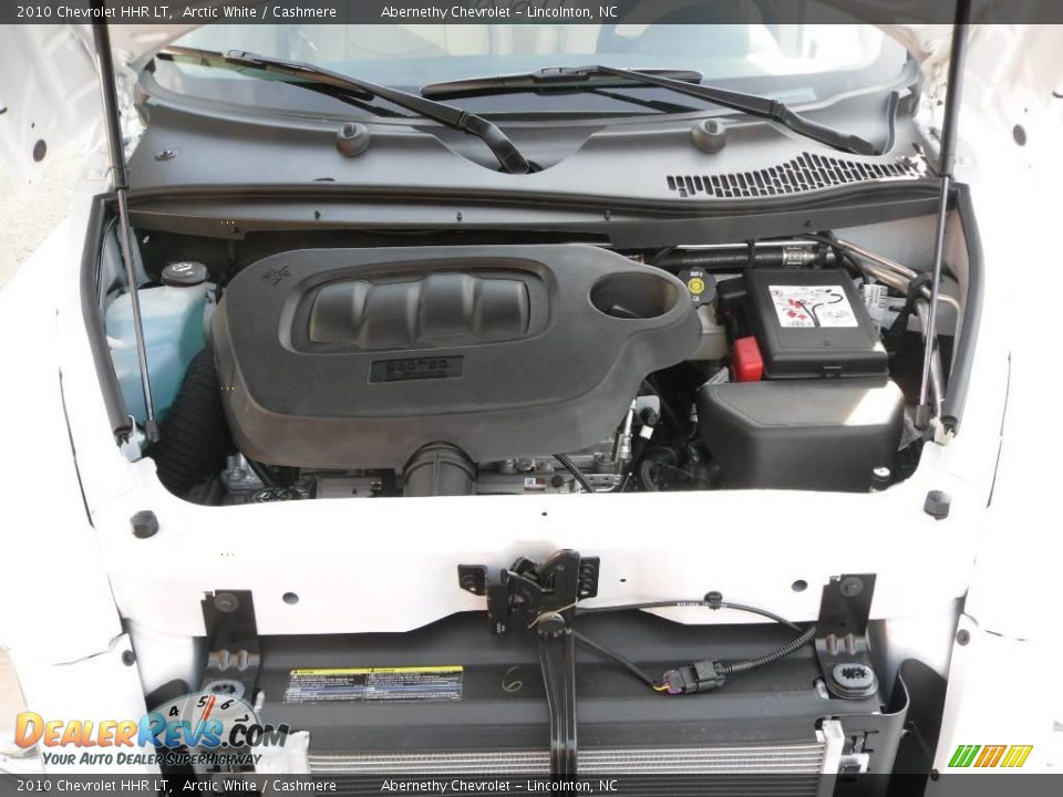 2010 Chevrolet HHR LT Arctic White / Cashmere Photo #18