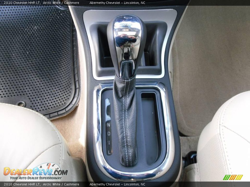 2010 Chevrolet HHR LT Arctic White / Cashmere Photo #23