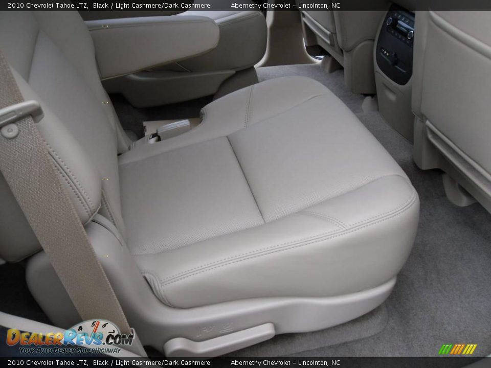 2010 Chevrolet Tahoe LTZ Black / Light Cashmere/Dark Cashmere Photo #12