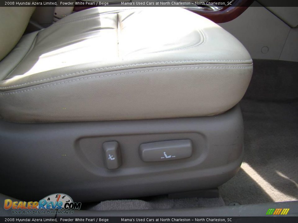 2008 Hyundai Azera Limited Powder White Pearl / Beige Photo #16