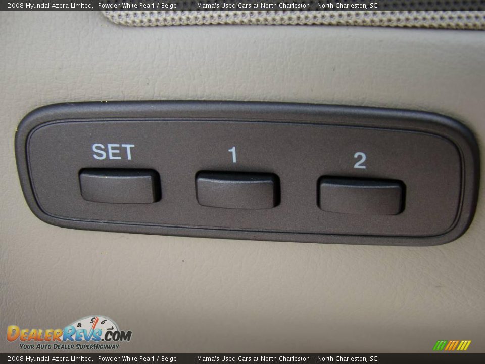 2008 Hyundai Azera Limited Powder White Pearl / Beige Photo #26