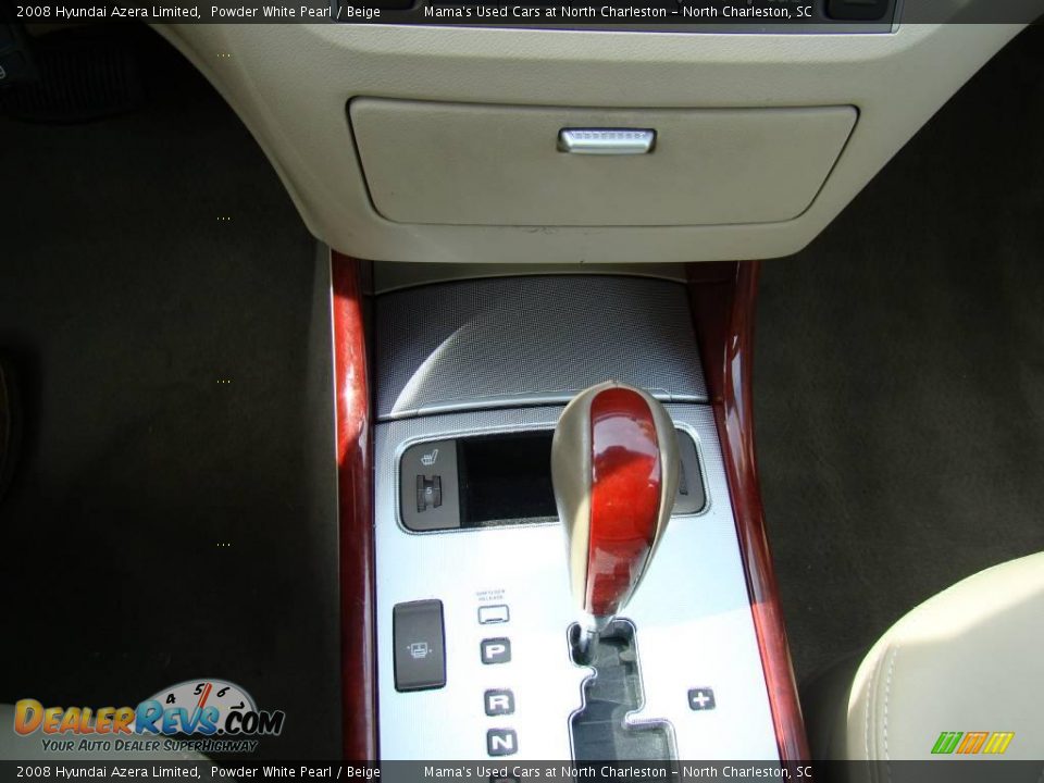 2008 Hyundai Azera Limited Powder White Pearl / Beige Photo #30