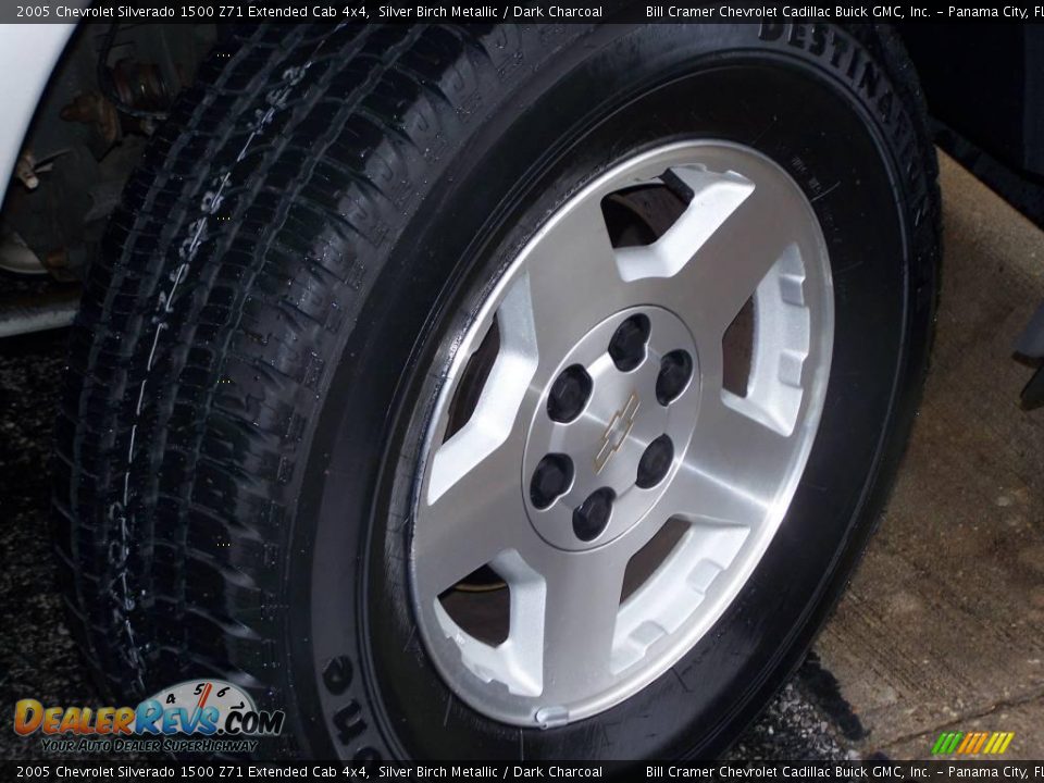 2005 Chevrolet Silverado 1500 Z71 Extended Cab 4x4 Silver Birch Metallic / Dark Charcoal Photo #14