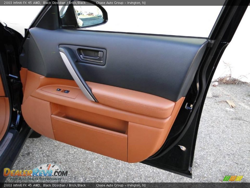 2003 Infiniti FX 45 AWD Black Obsidian / Brick/Black Photo #23