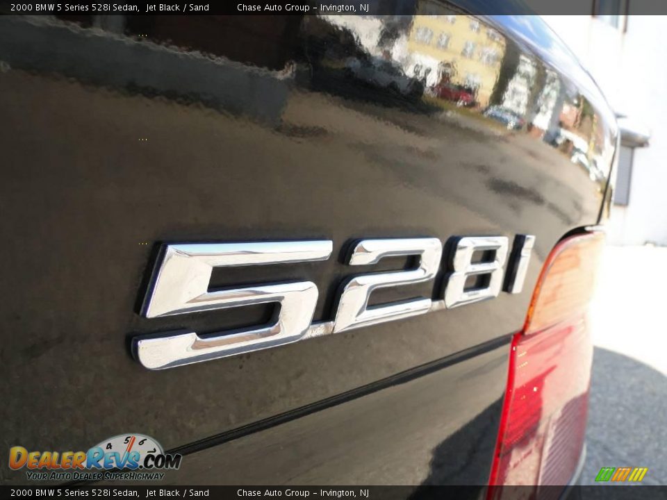 2000 BMW 5 Series 528i Sedan Jet Black / Sand Photo #10