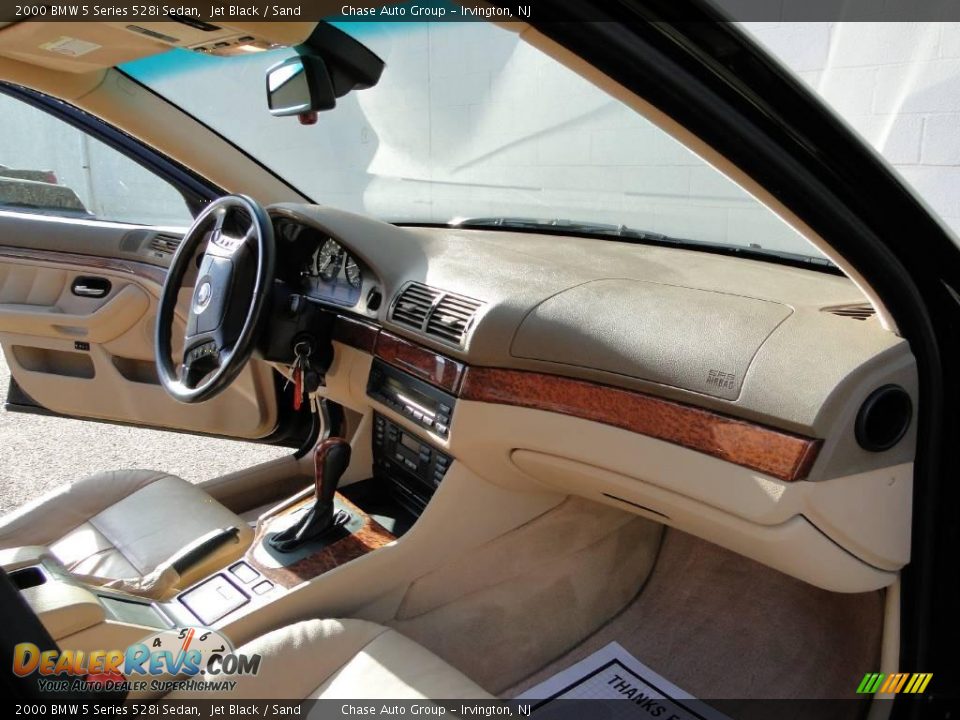 2000 BMW 5 Series 528i Sedan Jet Black / Sand Photo #17