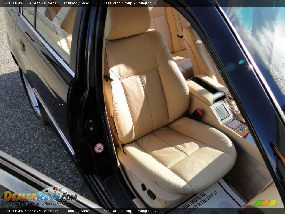 2000 BMW 5 Series 528i Sedan Jet Black / Sand Photo #18