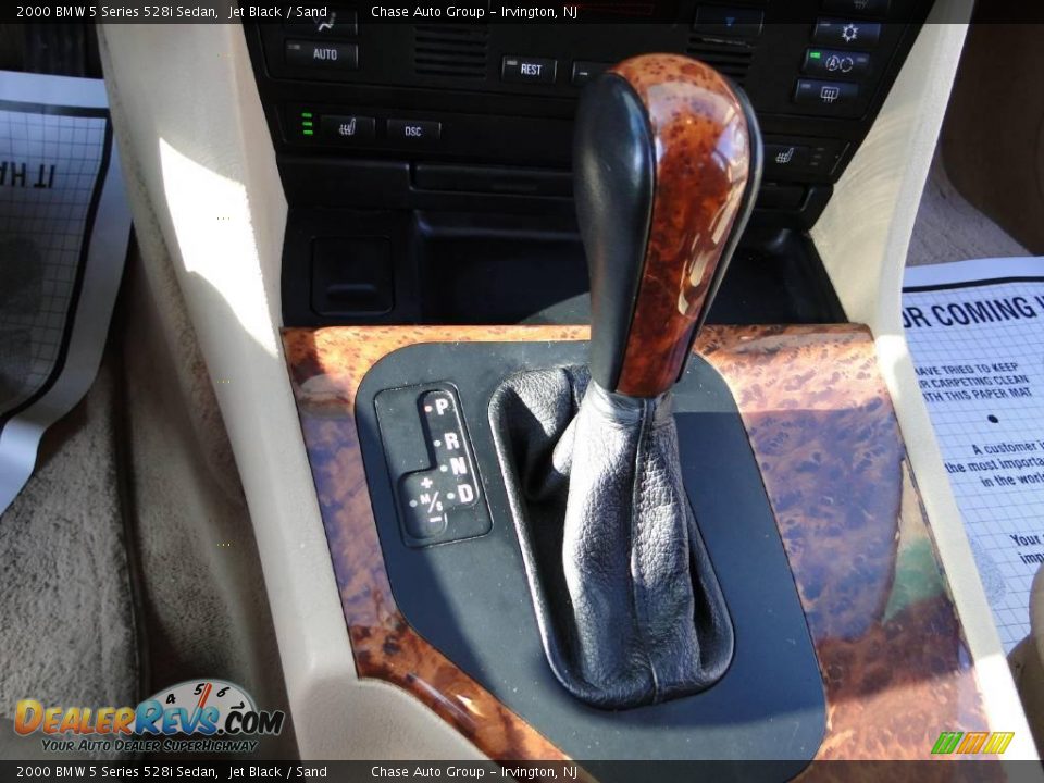 2000 BMW 5 Series 528i Sedan Jet Black / Sand Photo #28