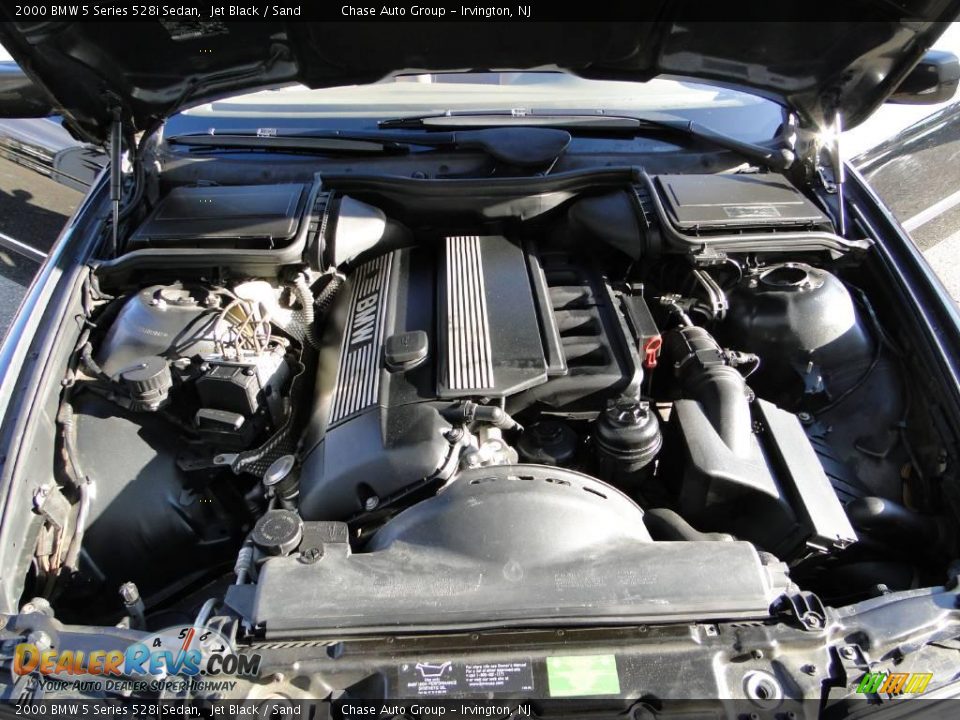2000 BMW 5 Series 528i Sedan Jet Black / Sand Photo #32