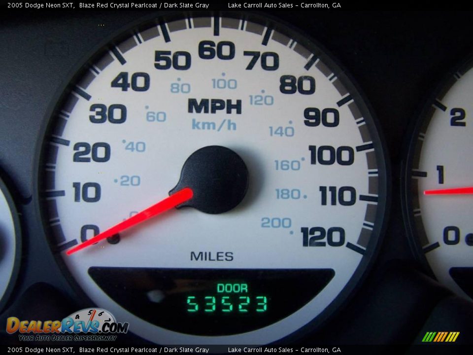 2005 Dodge Neon SXT Blaze Red Crystal Pearlcoat / Dark Slate Gray Photo #16