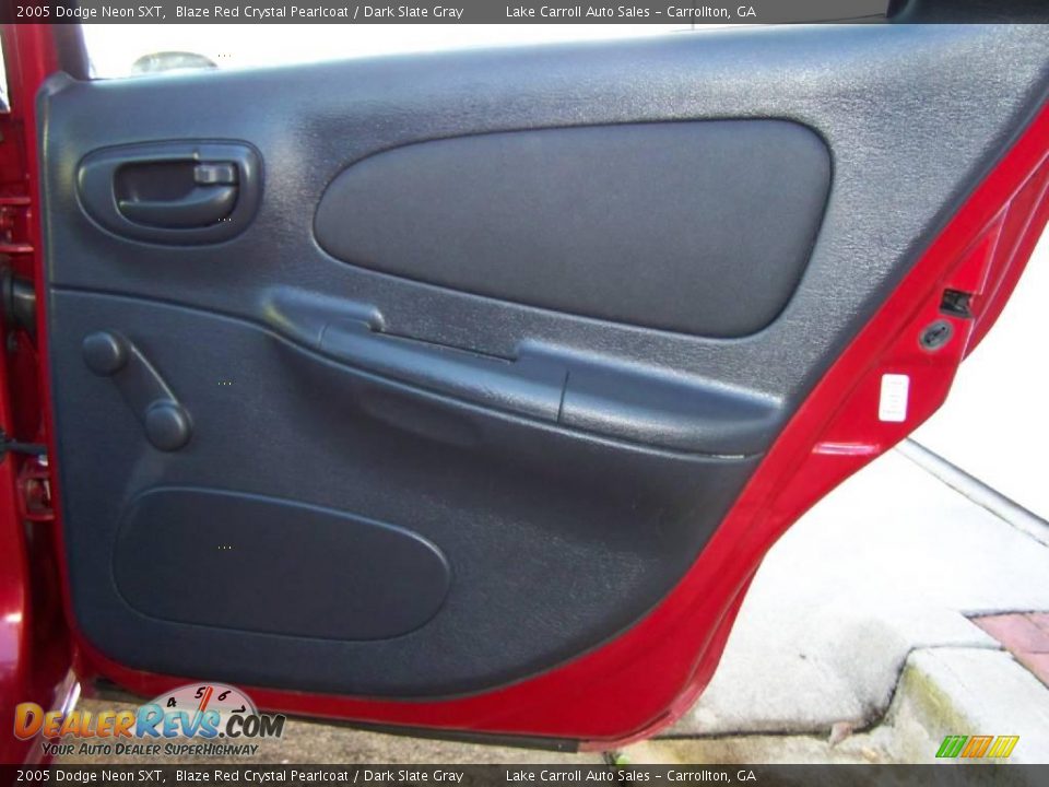 2005 Dodge Neon SXT Blaze Red Crystal Pearlcoat / Dark Slate Gray Photo #30