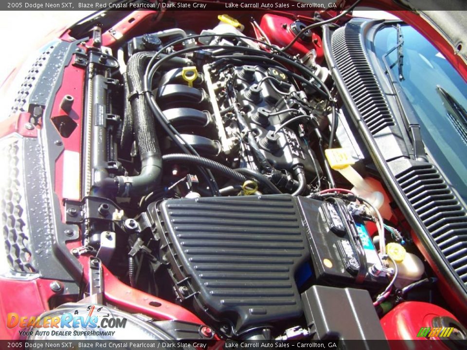 2005 Dodge Neon SXT Blaze Red Crystal Pearlcoat / Dark Slate Gray Photo #31