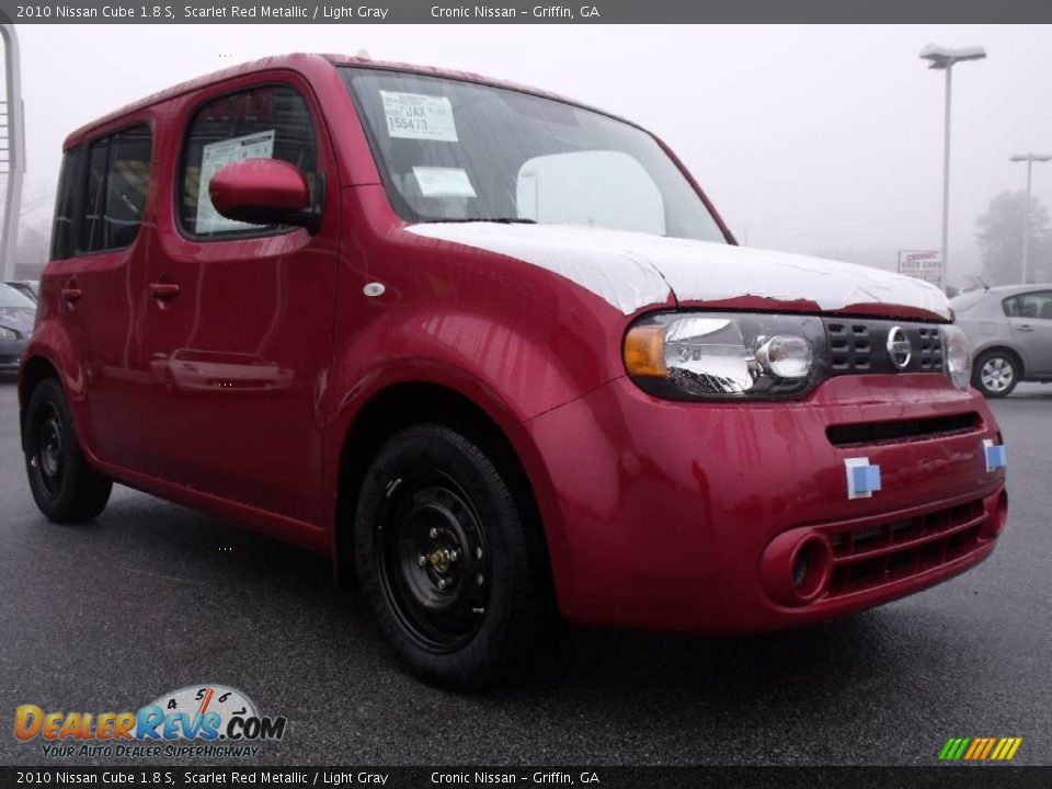 2010 Nissan Cube 1.8 S Scarlet Red Metallic / Light Gray Photo #7