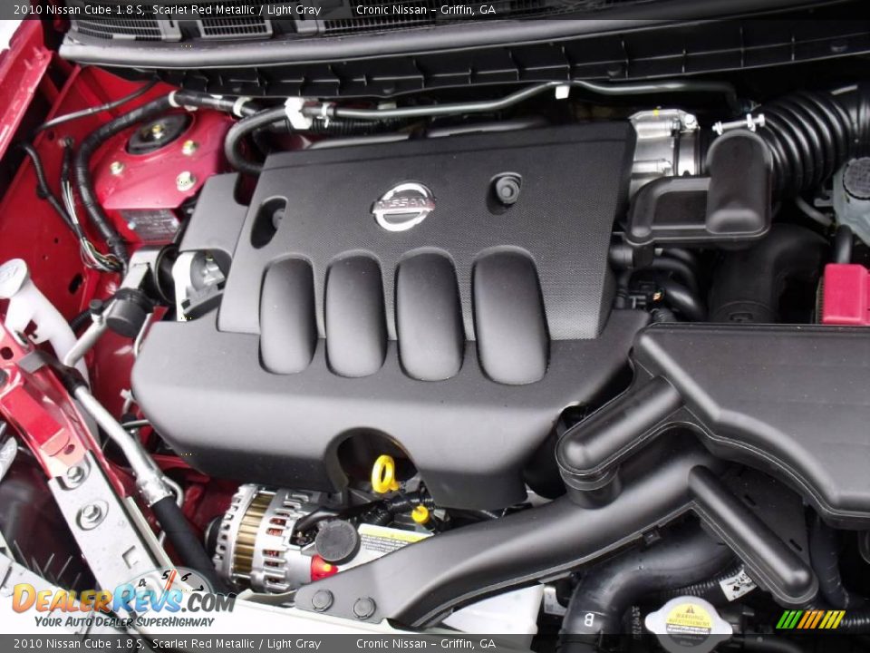 2010 Nissan Cube 1.8 S Scarlet Red Metallic / Light Gray Photo #12