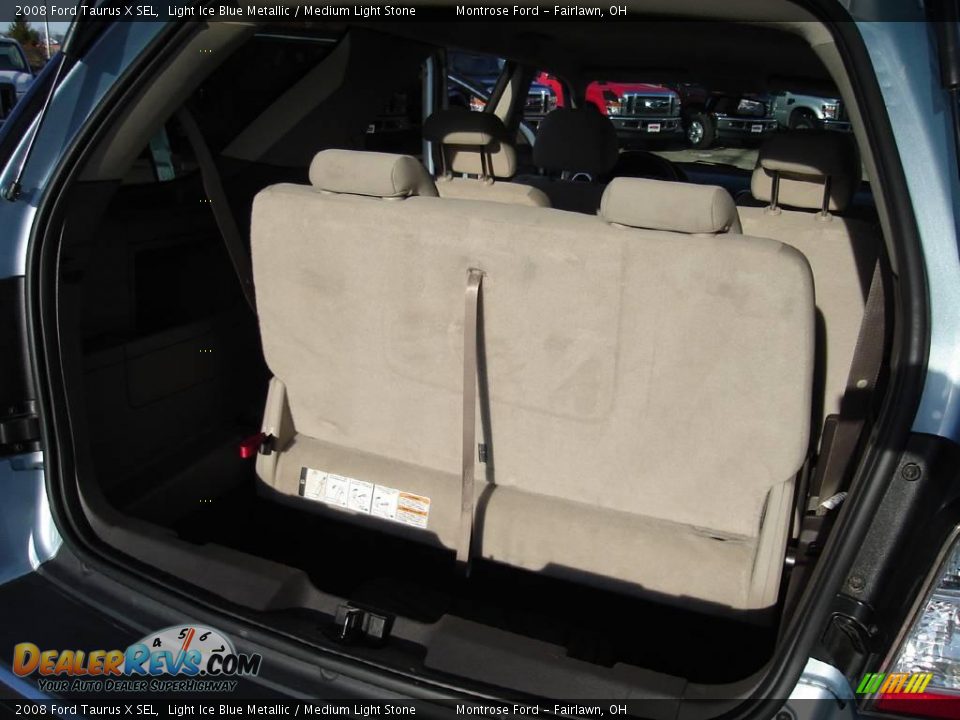 2008 Ford Taurus X SEL Light Ice Blue Metallic / Medium Light Stone Photo #17