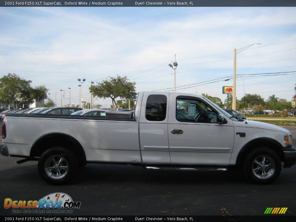 2001 Ford F150 XLT SuperCab Oxford White / Medium Graphite Photo #3