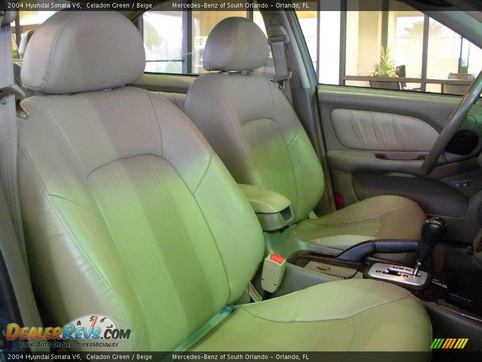 2004 Hyundai Sonata V6 Celadon Green / Beige Photo #16