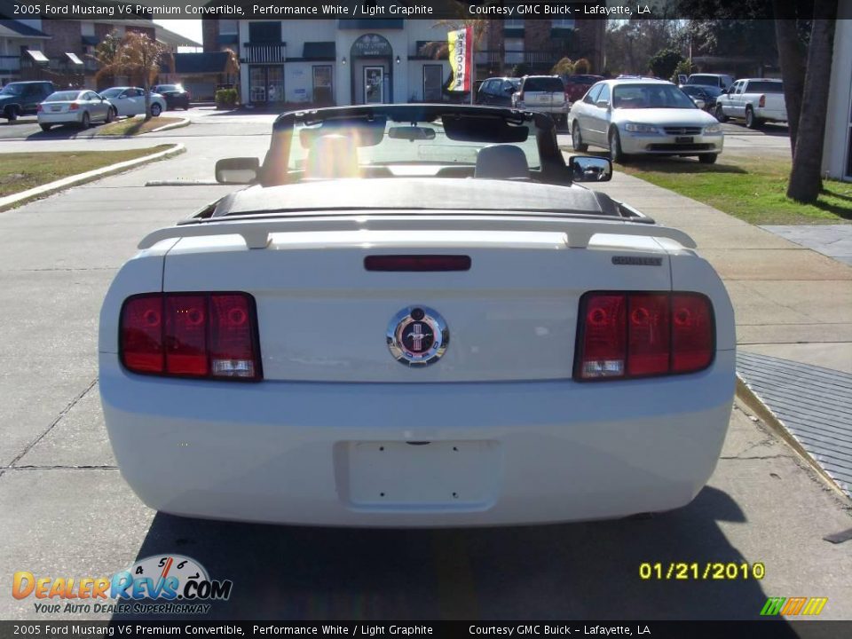 2005 Ford Mustang V6 Premium Convertible Performance White / Light Graphite Photo #4