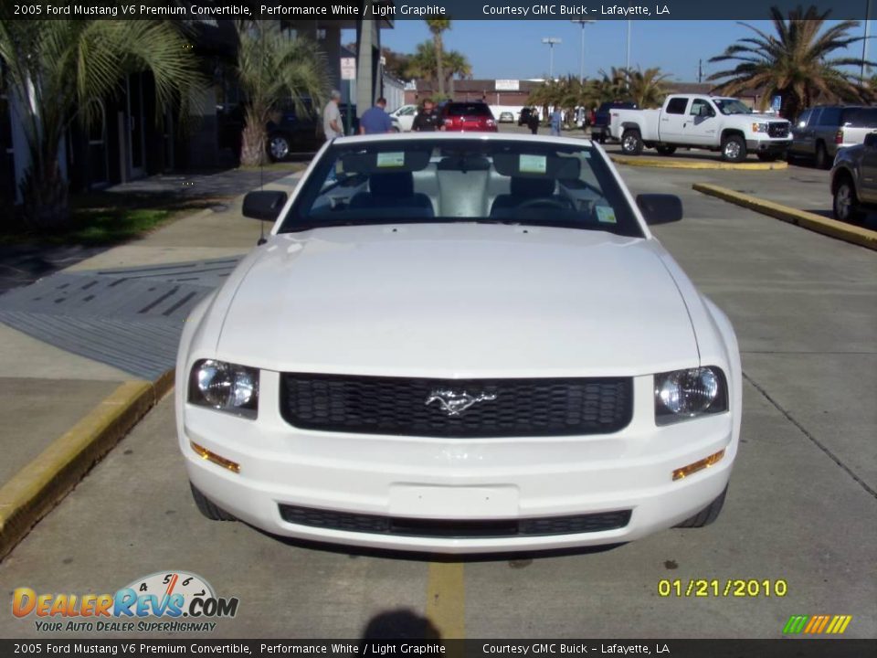 2005 Ford Mustang V6 Premium Convertible Performance White / Light Graphite Photo #10