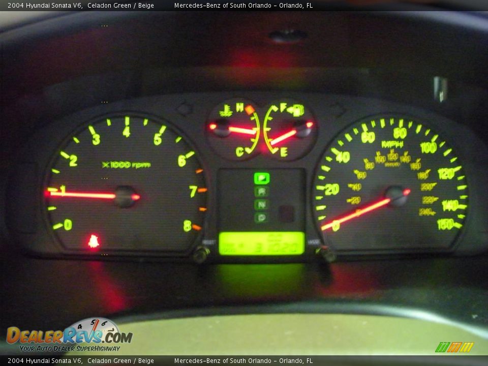 2004 Hyundai Sonata V6 Celadon Green / Beige Photo #19