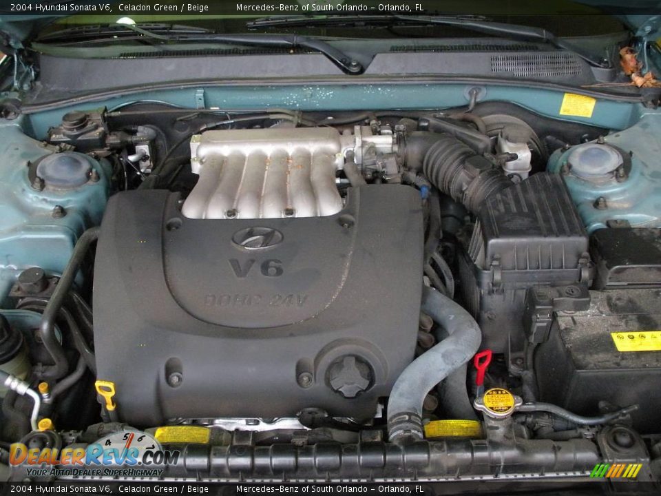 2004 Hyundai Sonata V6 Celadon Green / Beige Photo #23
