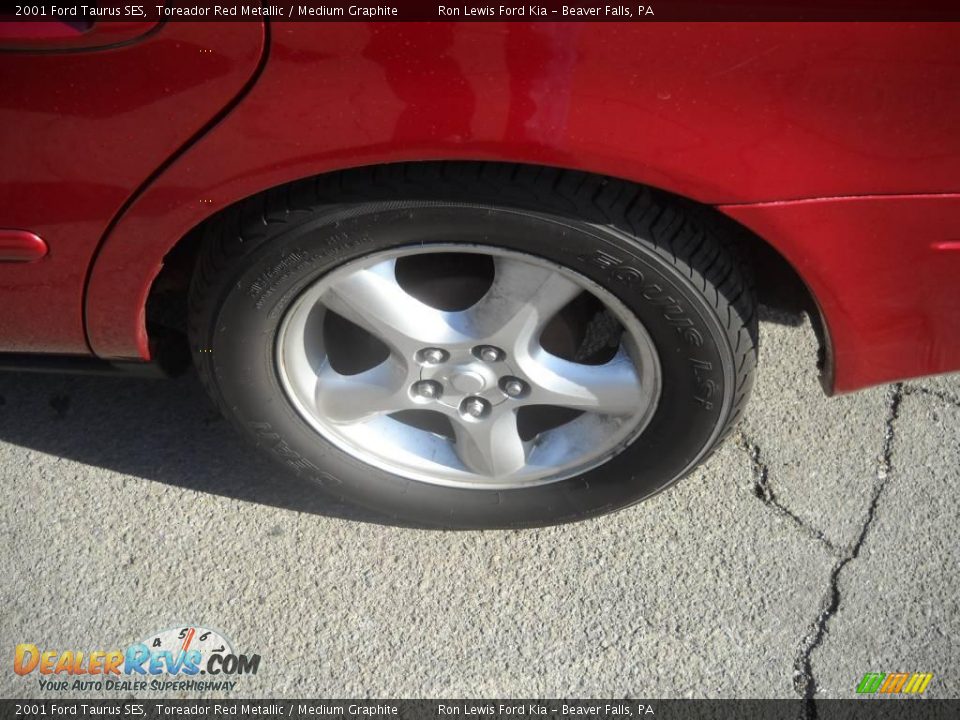 2001 Ford Taurus SES Toreador Red Metallic / Medium Graphite Photo #12
