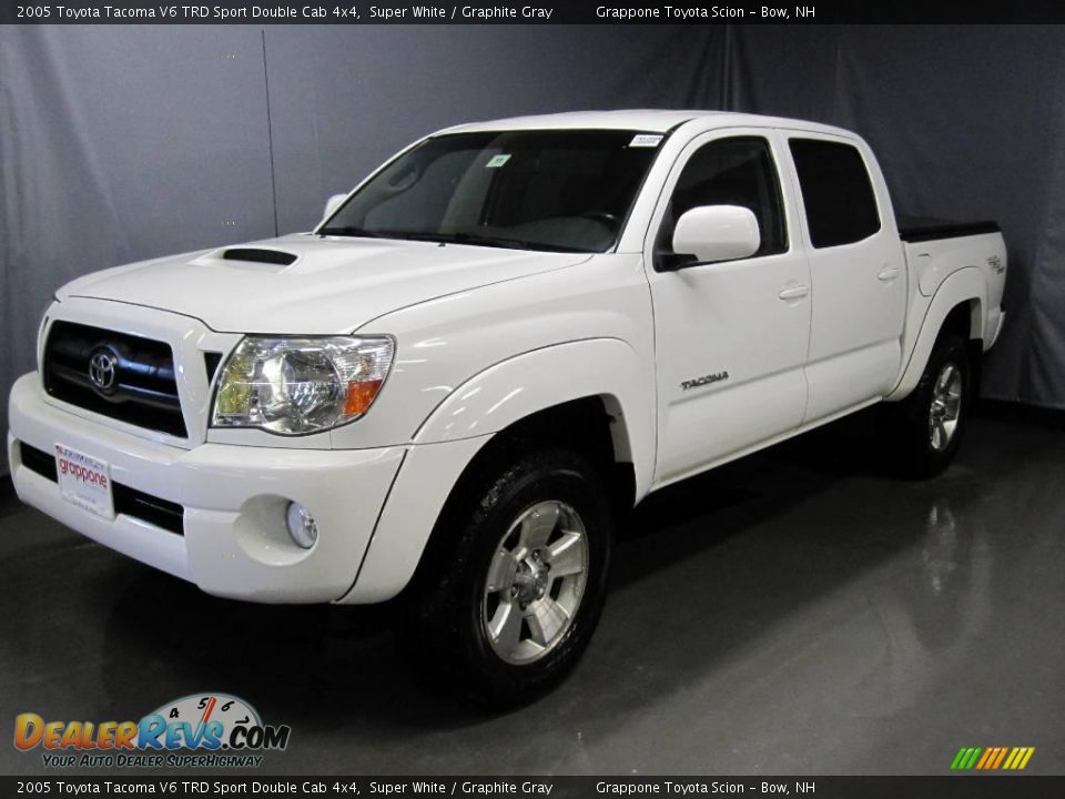 2005 Toyota Tacoma V6 TRD Sport Double Cab 4x4 Super White / Graphite Gray Photo #1