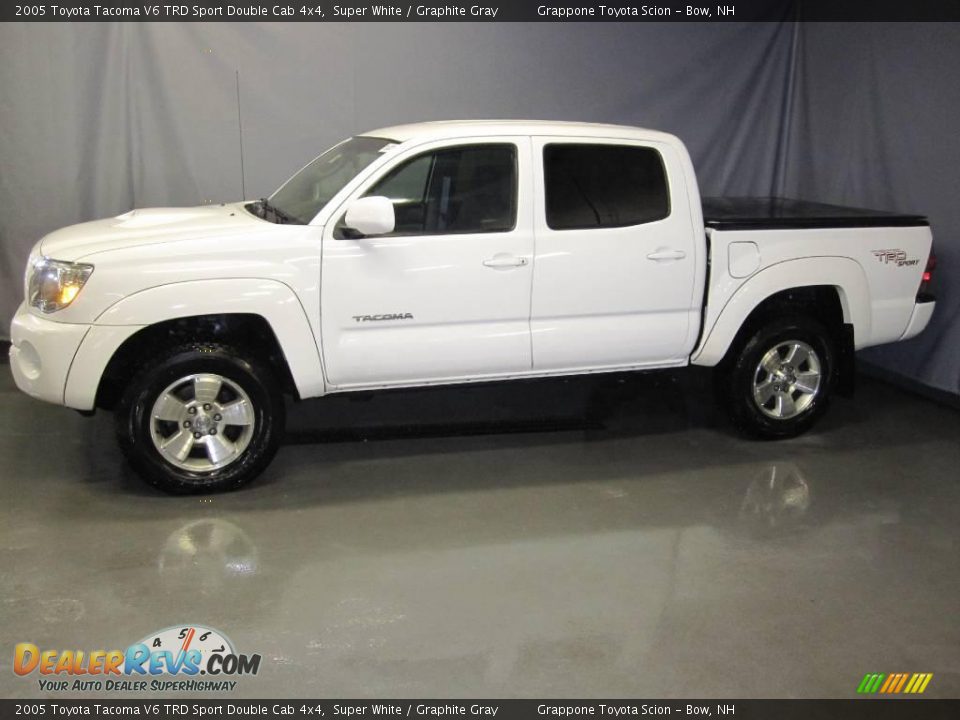 2005 Toyota Tacoma V6 TRD Sport Double Cab 4x4 Super White / Graphite Gray Photo #2