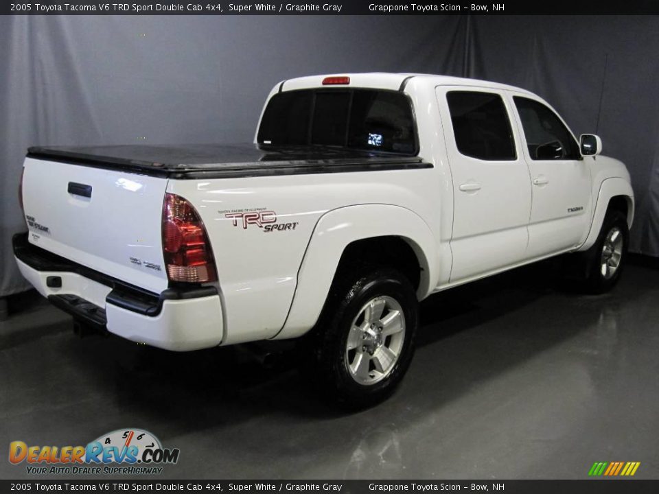 2005 Toyota Tacoma V6 TRD Sport Double Cab 4x4 Super White / Graphite Gray Photo #3