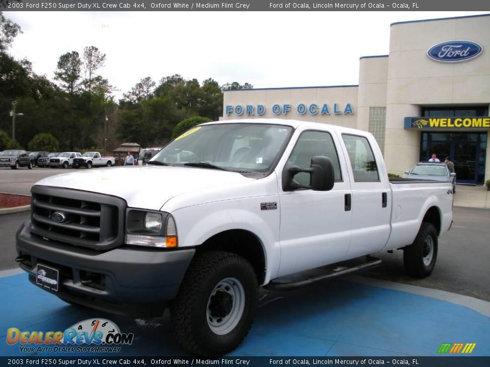 2003 Ford F250 Super Duty XL Crew Cab 4x4 Oxford White / Medium Flint Grey Photo #1