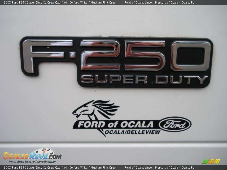 2003 Ford F250 Super Duty XL Crew Cab 4x4 Oxford White / Medium Flint Grey Photo #9