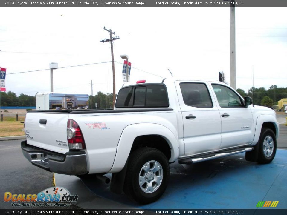 2009 Toyota Tacoma V6 PreRunner TRD Double Cab Super White / Sand Beige Photo #5