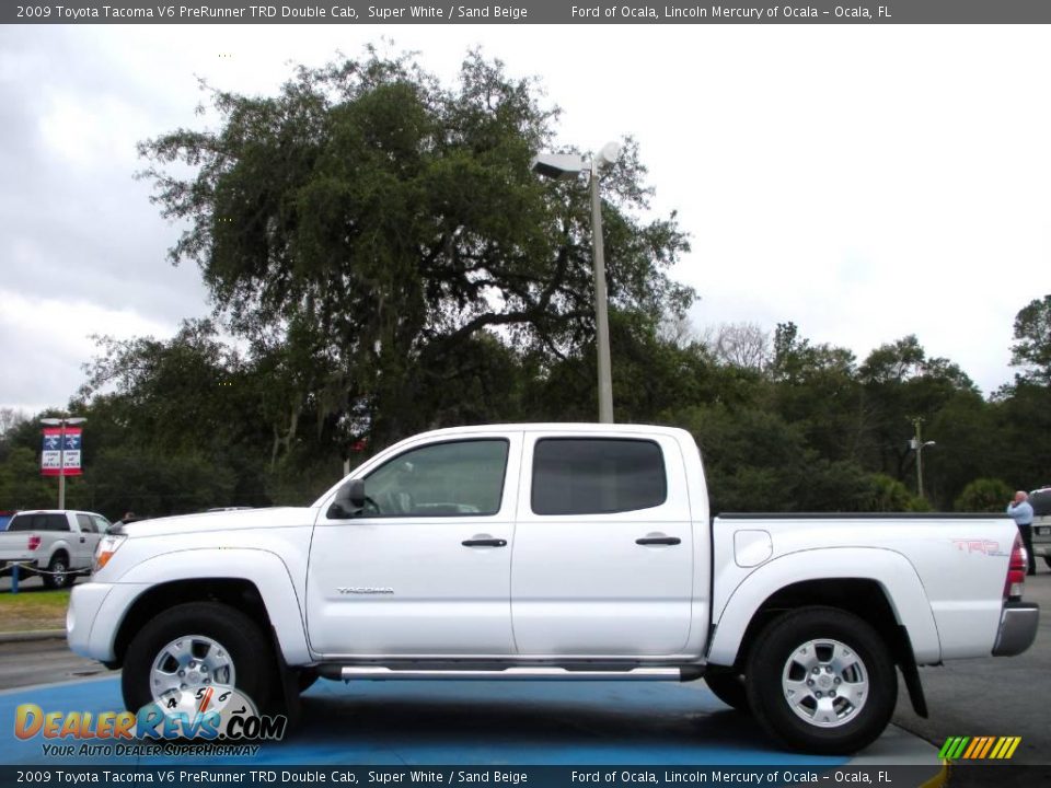 2009 Toyota Tacoma V6 PreRunner TRD Double Cab Super White / Sand Beige Photo #8