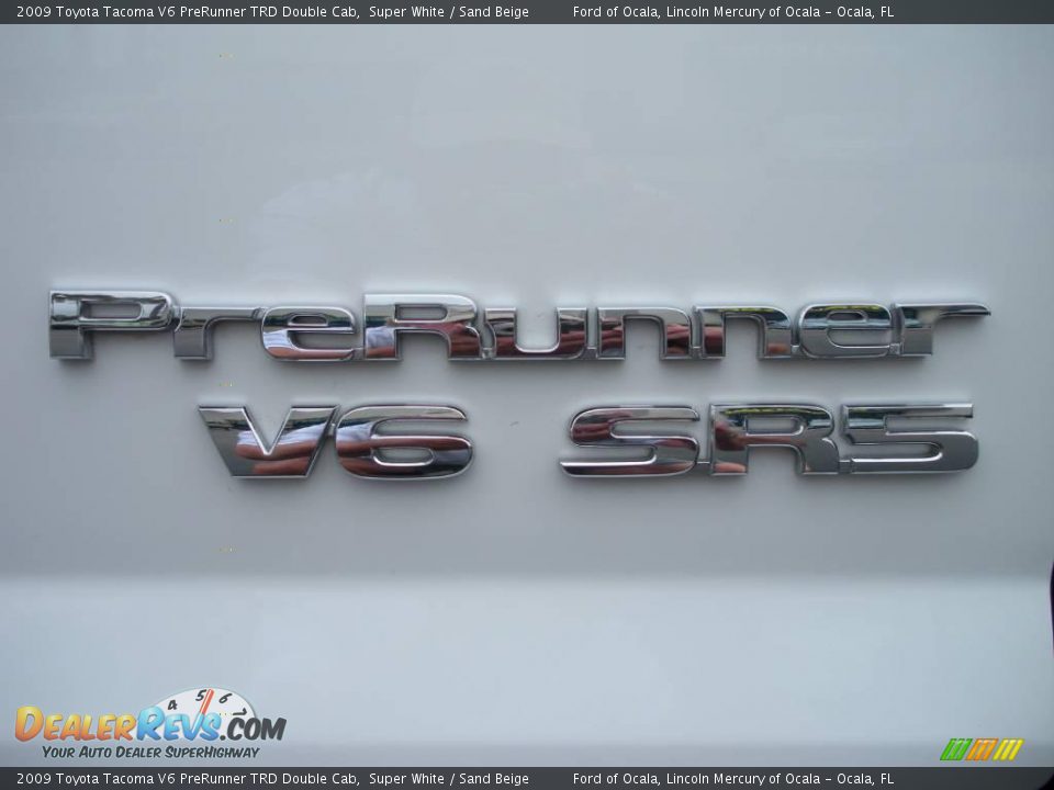 2009 Toyota Tacoma V6 PreRunner TRD Double Cab Super White / Sand Beige Photo #10